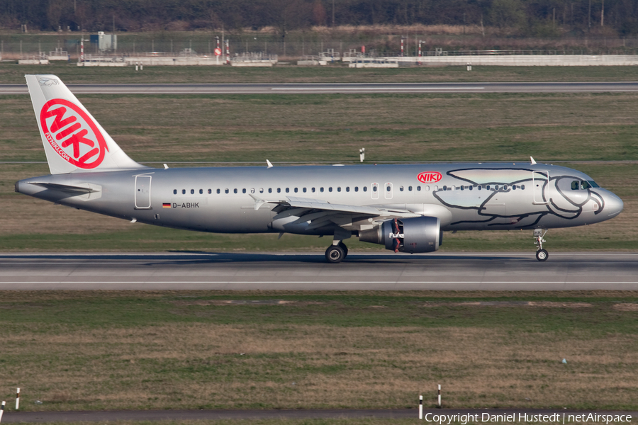 Niki Airbus A320-214 (D-ABHK) | Photo 474536
