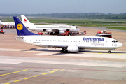 Lufthansa Express Boeing 737-430 (D-ABKA) at  Hamburg - Fuhlsbuettel (Helmut Schmidt), Germany