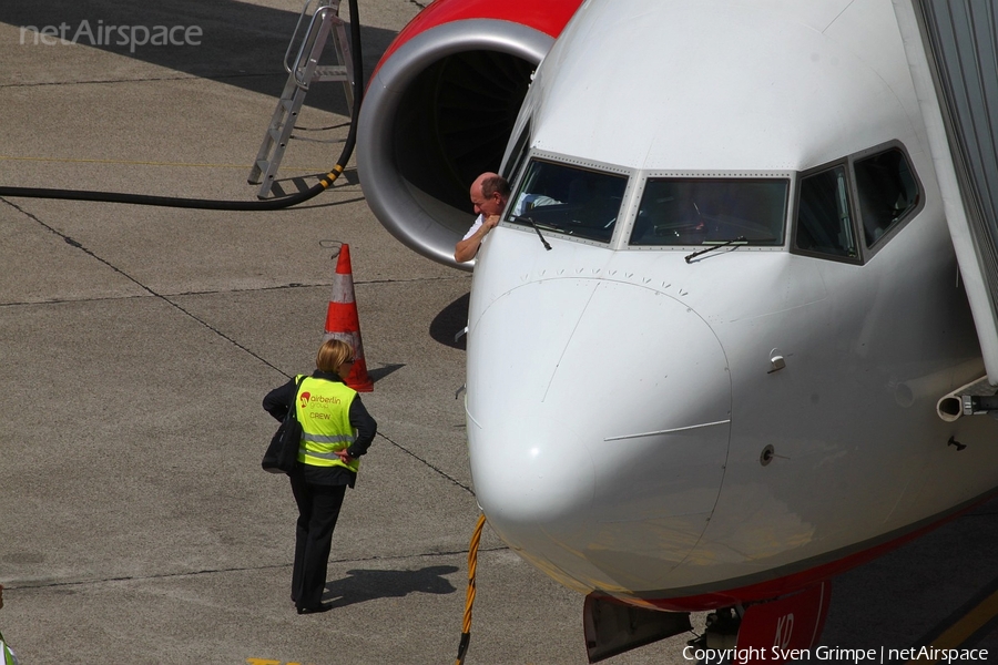 Air Berlin Boeing 737-86J (D-ABKD) | Photo 26216