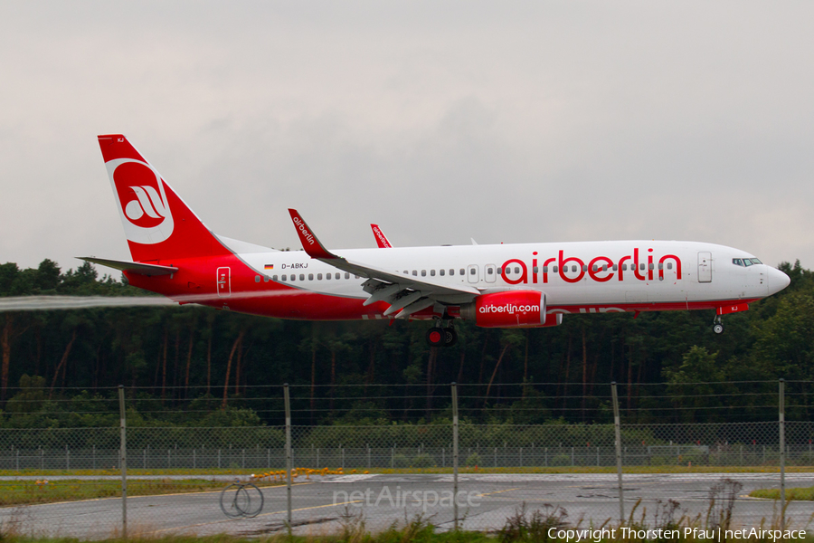 Air Berlin Boeing 737-86J (D-ABKJ) | Photo 85774