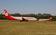 Air Berlin Boeing 737-86J (D-ABKM) at  Hamburg - Fuhlsbuettel (Helmut Schmidt), Germany