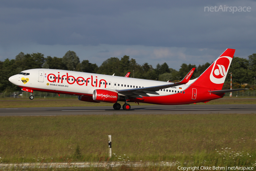 Air Berlin Boeing 737-86J (D-ABMB) | Photo 38574