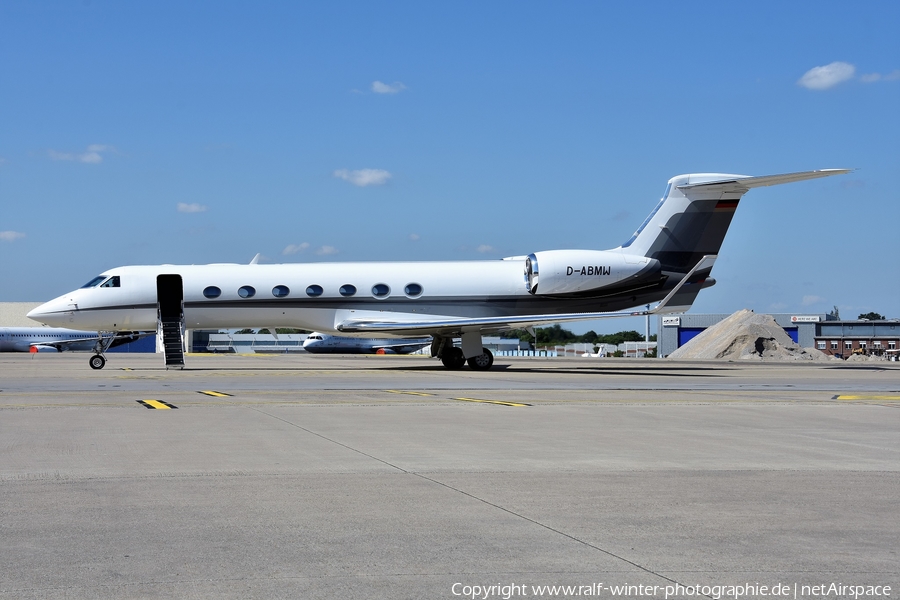 (Private) Gulfstream G-V-SP (G550) (D-ABMW) | Photo 443561