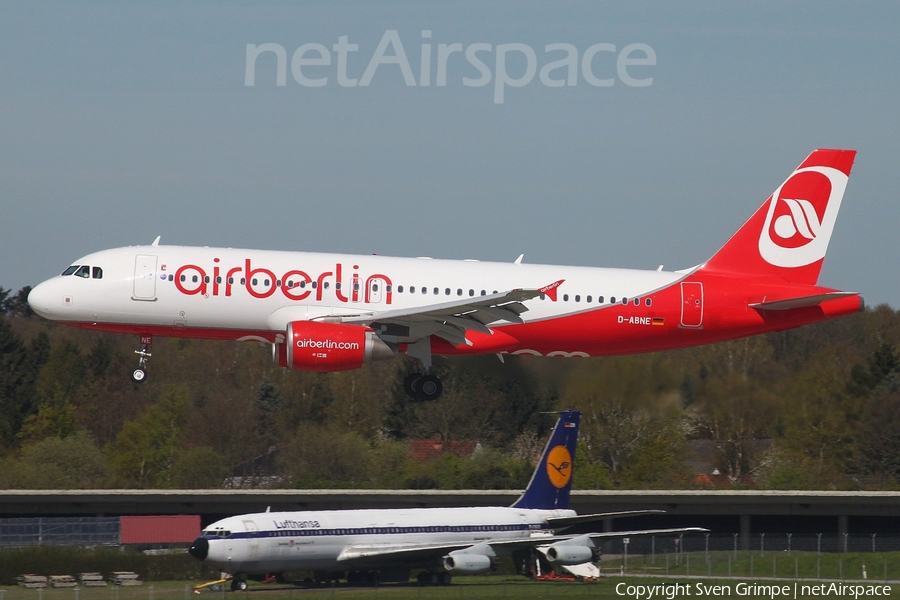 Air Berlin Airbus A320-214 (D-ABNE) | Photo 45355