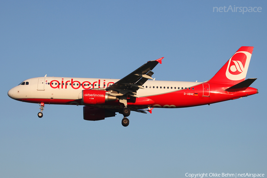 Air Berlin Airbus A320-214 (D-ABNE) | Photo 52912