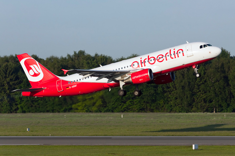 Air Berlin Airbus A320-214 (D-ABNF) at  Hamburg - Fuhlsbuettel (Helmut Schmidt), Germany