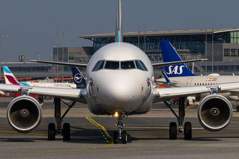 Eurowings Airbus A320-214 (D-ABNH) at  Hamburg - Fuhlsbuettel (Helmut Schmidt), Germany