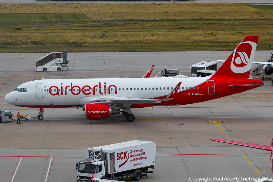 Air Berlin Airbus A320-214 (D-ABNJ) | Photo 118461