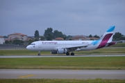 Eurowings Airbus A320-214 (D-ABNL) at  Porto, Portugal