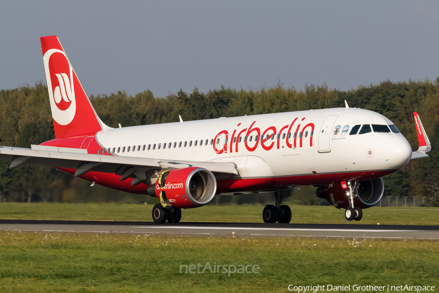 Air Berlin Airbus A320-214 (D-ABNM) | Photo 128217