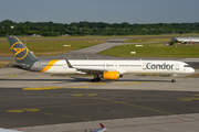 Condor Boeing 757-330 (D-ABOC) at  Hamburg - Fuhlsbuettel (Helmut Schmidt), Germany