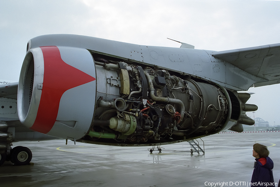 Hamburg Airport Boeing 707-430 (D-ABOD) | Photo 452912