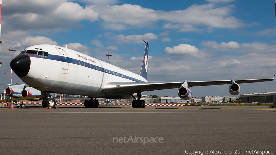 Globe Airways (fake airline) Boeing 707-430 (UNMARKED) | Photo 263277