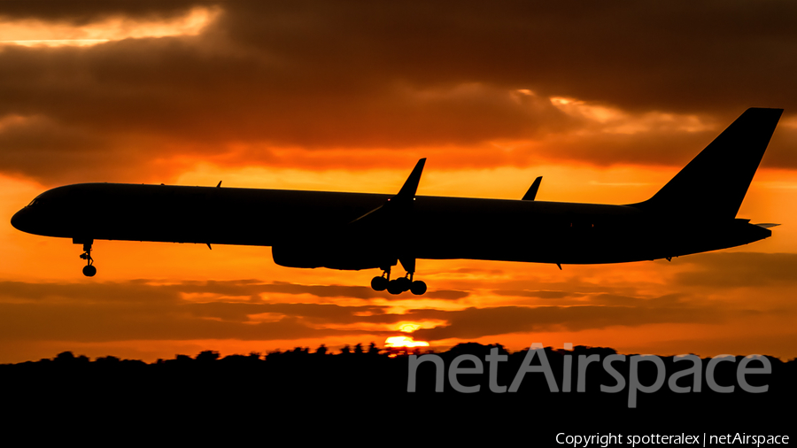 Condor Boeing 757-330 (D-ABOE) | Photo 111044