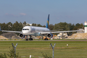 Condor Boeing 757-330 (D-ABOI) at  Hamburg - Fuhlsbuettel (Helmut Schmidt), Germany