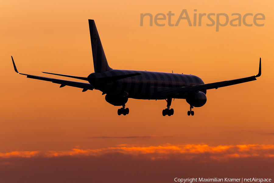 Condor Boeing 757-330 (D-ABOI) | Photo 521826