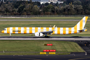 Condor Boeing 757-330 (D-ABOJ) at  Dusseldorf - International, Germany