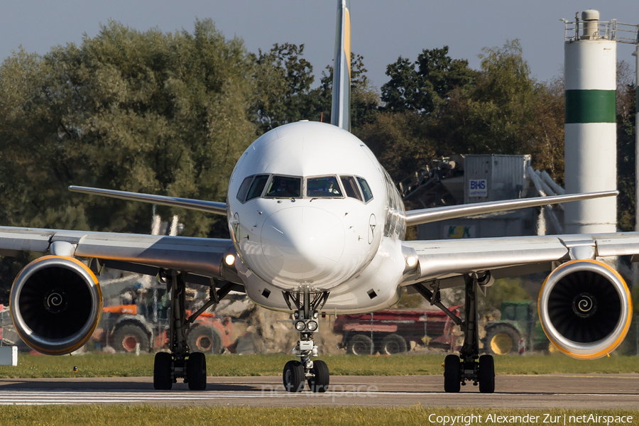 Condor Boeing 757-330 (D-ABOJ) | Photo 127995