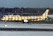 Condor Boeing 757-330 (D-ABOJ) at  Hamburg - Fuhlsbuettel (Helmut Schmidt), Germany