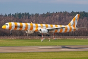 Condor Boeing 757-330 (D-ABOJ) at  Hamburg - Fuhlsbuettel (Helmut Schmidt), Germany