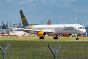 Condor Boeing 757-330 (D-ABOM) at  Hamburg - Fuhlsbuettel (Helmut Schmidt), Germany