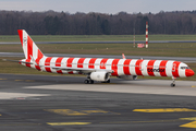 Condor Boeing 757-330 (D-ABOM) at  Hamburg - Fuhlsbuettel (Helmut Schmidt), Germany