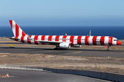 Condor Boeing 757-330 (D-ABOM) at  Tenerife Sur - Reina Sofia, Spain