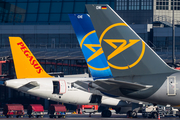 Thomas Cook Airlines (Condor) Boeing 757-330 (D-ABOM) at  Hamburg - Fuhlsbuettel (Helmut Schmidt), Germany