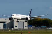 Lufthansa Boeing 787-9 Dreamliner (D-ABPA) at  Bremen, Germany