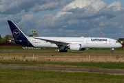 Lufthansa Boeing 787-9 Dreamliner (D-ABPA) at  Bremen, Germany