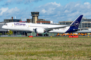 Lufthansa Boeing 787-9 Dreamliner (D-ABPA) at  Bremen, Germany