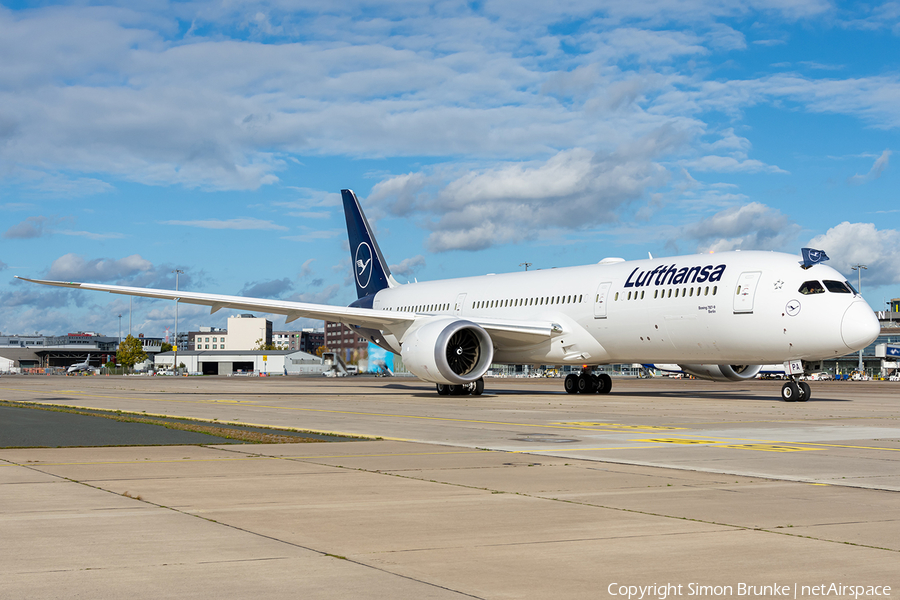 Lufthansa Boeing 787-9 Dreamliner (D-ABPA) | Photo 543208
