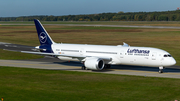 Lufthansa Boeing 787-9 Dreamliner (D-ABPA) at  Hannover - Langenhagen, Germany