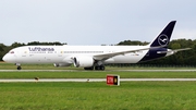 Lufthansa Boeing 787-9 Dreamliner (D-ABPA) at  Hannover - Langenhagen, Germany