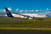 Lufthansa Boeing 787-9 Dreamliner (D-ABPA) at  Leipzig/Halle - Schkeuditz, Germany