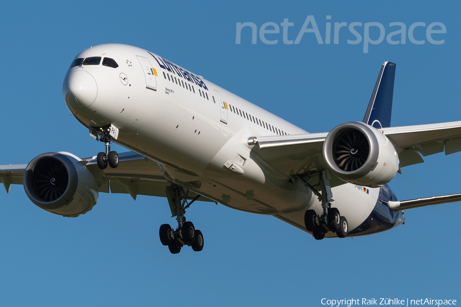Lufthansa Boeing 787-9 Dreamliner (D-ABPA) | Photo 532262
