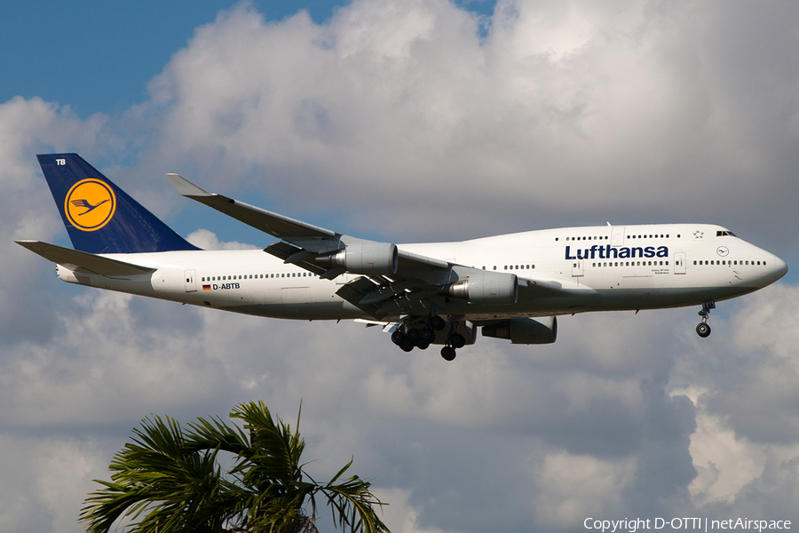 Lufthansa Boeing 747-430(M) (D-ABTB) | Photo 214638