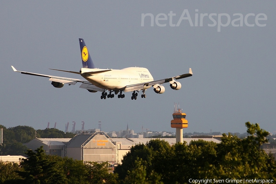Lufthansa Boeing 747-430 (D-ABTL) | Photo 16076