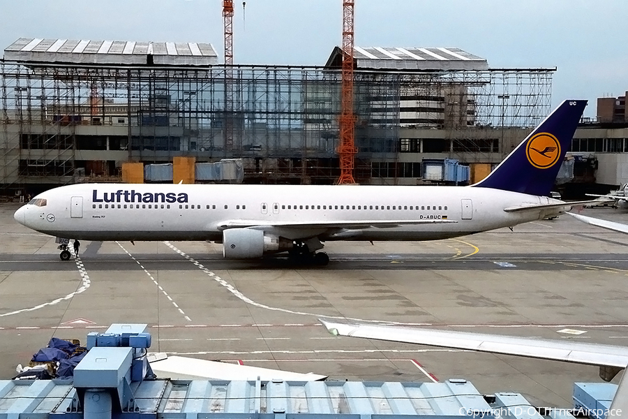 Lufthansa Boeing 767-330(ER) (D-ABUC) | Photo 144443