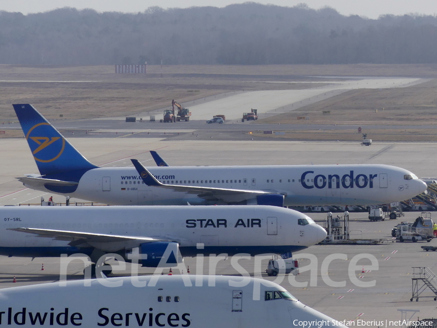 Condor Boeing 767-330(ER) (D-ABUI) | Photo 432614