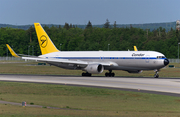 Condor Boeing 767-31B(ER) (D-ABUM) at  Frankfurt am Main, Germany