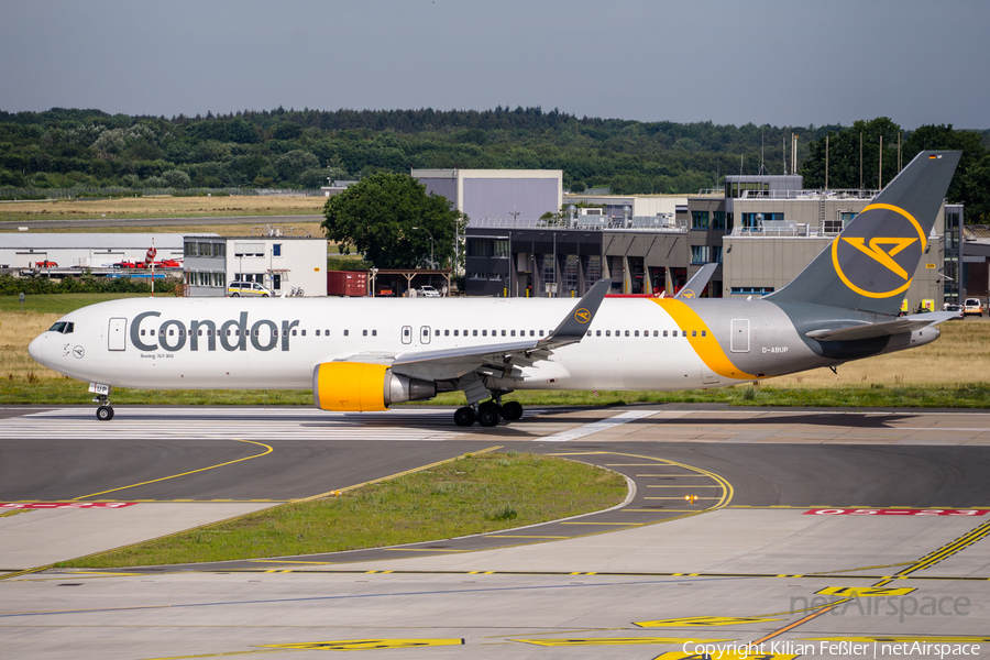 Condor Boeing 767-3Q8(ER) (D-ABUP) | Photo 414503