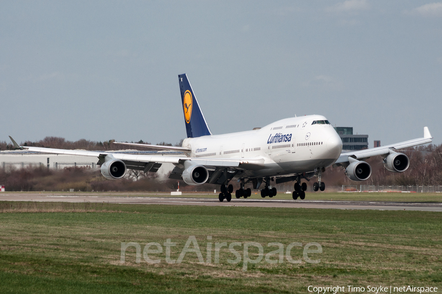 Lufthansa Boeing 747-430 (D-ABVE) | Photo 25111