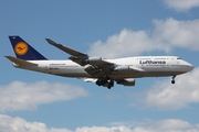 Lufthansa Boeing 747-430 (D-ABVH) at  Frankfurt am Main, Germany