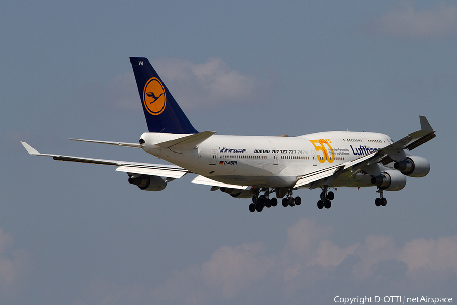Lufthansa Boeing 747-430 (D-ABVH) | Photo 290431