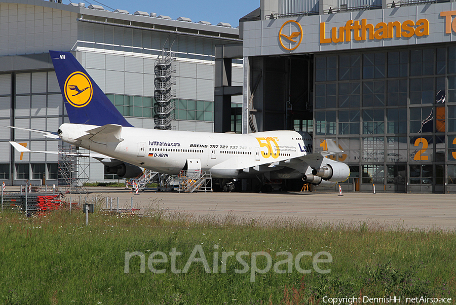 Lufthansa Boeing 747-430 (D-ABVH) | Photo 409659