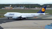 Lufthansa Boeing 747-430 (D-ABVM) at  Dusseldorf - International, Germany