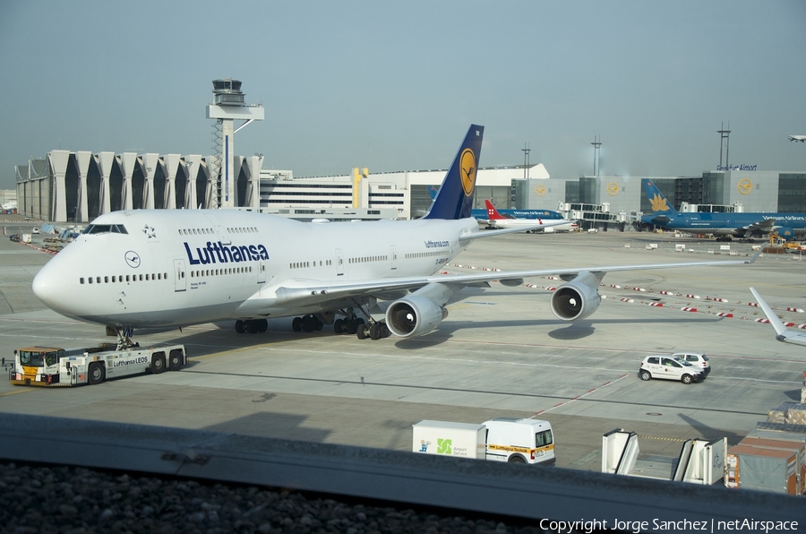 Lufthansa Boeing 747-430 (D-ABVM) | Photo 13633