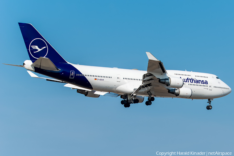 Lufthansa Boeing 747-430 (D-ABVM) | Photo 295489