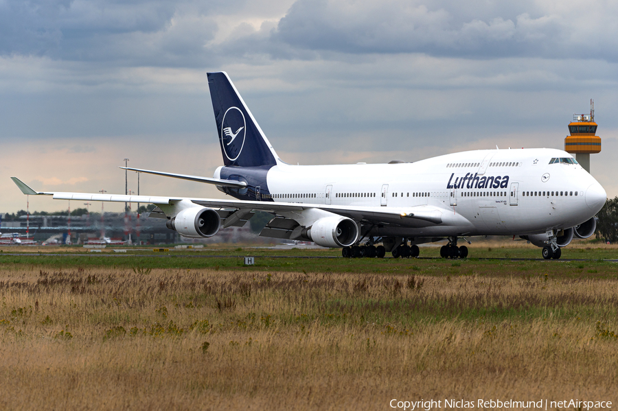 Lufthansa Boeing 747-430 (D-ABVM) | Photo 393488